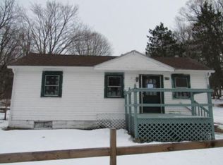 94 Powder Mill Rd, Valley Falls, NY 12185