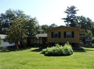9012 Maple Grove Dr, Saint Louis, MO