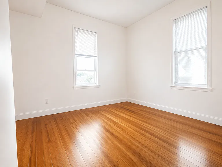 19 Highland St #6 — Photo 10
