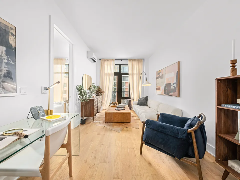 2-24 26th Ave #304
