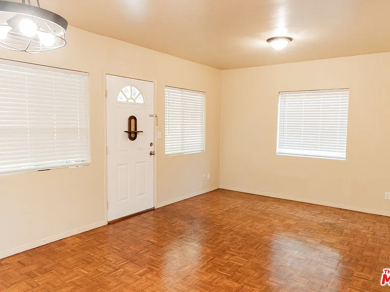 642 N La Jolla Ave #1/2 — Photo 2