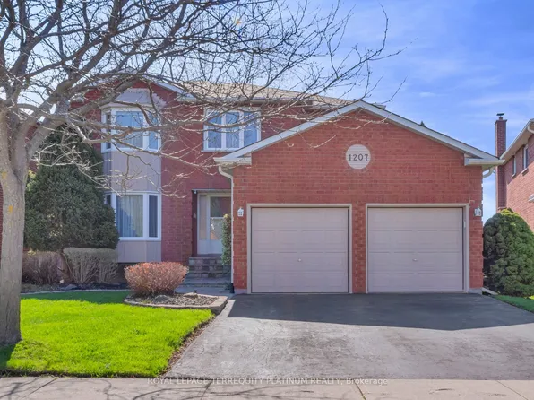 1207 Greenwood Cres, Oakville, ON L6J 6W6