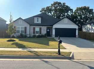 919 Lyon Loop, Springdale, AR 72764