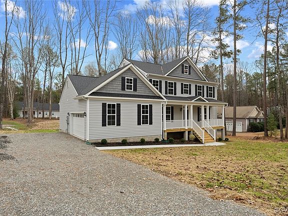 3rd image of 419 Lake Forest Dr