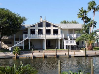 161 Driftwood Dr, City By The Sea, TX, 78336