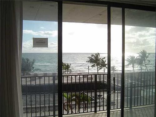5th image of 2201 S Ocean Dr APT 401