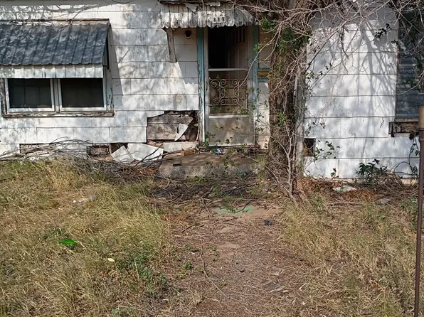 811 Bowie St, Sweetwater, TX 79556
