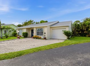 4120 Pine Green Run, Lake Worth, FL 33467