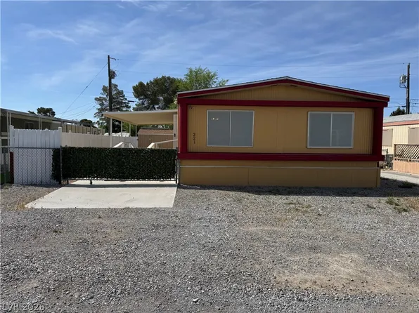 221 W Comstock Blvd, Pahrump, NV 89048