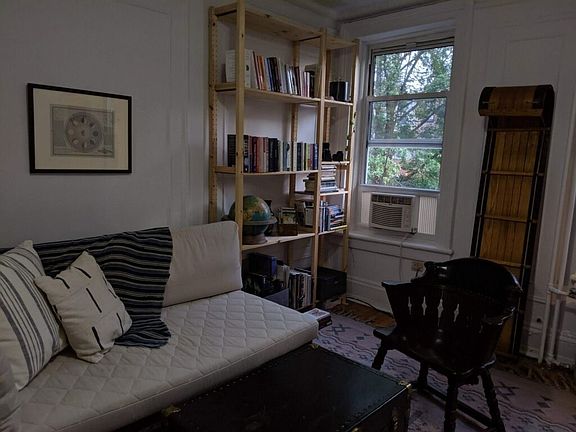 3rd image of 76 Douglass St APT 3R
