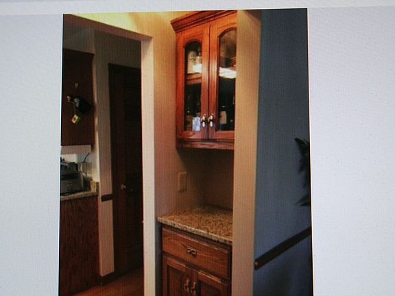 5th image of 6215 Shamrock Ln