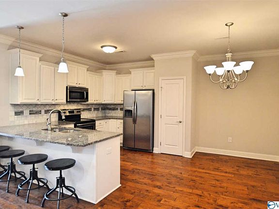 3rd image of 62 Moore Farm Cir NW