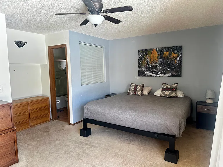 742 Lagoon Dr #B — Photo 8