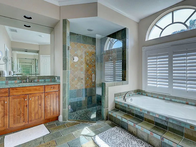 10207 Allamanda Blvd — Photo 28