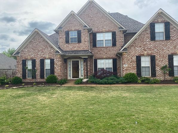 46 Stillwater Ln