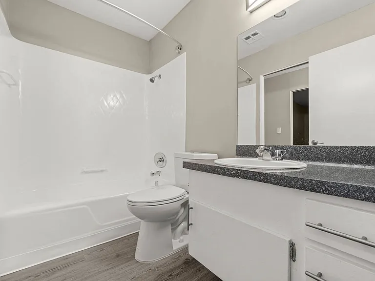 Tahquitz Court — Photo 14