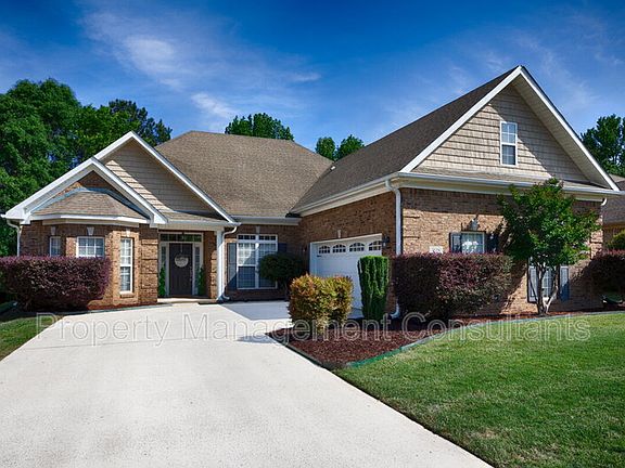 2nd image of 108 Blackwood Dr NW