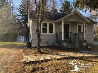 1039 Howard St, Temperance, MI 48182