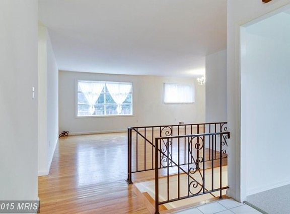 4th image of 4712 Montgomery Pl