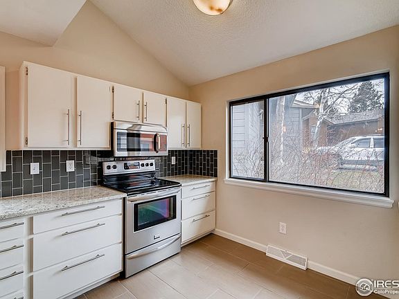 4th image of 1750 Glen Meadows Dr