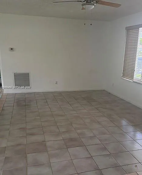 19920 SW 118th Pl — Photo 7