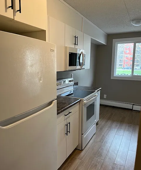 1940 9th Ave N #2 — Photo 10