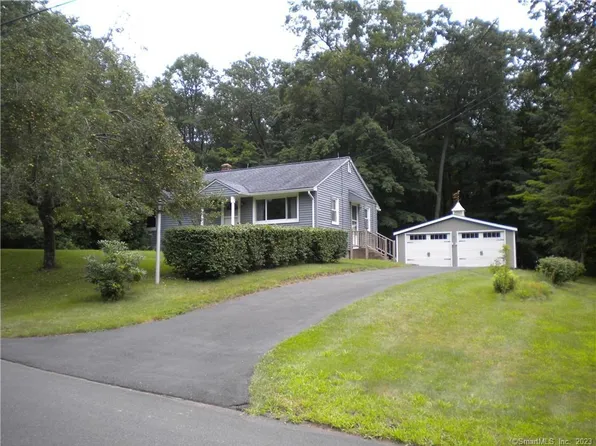 25 Goodwin Road, Bolton, CT 06043