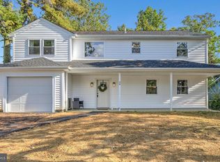 38 Pinafore Ln, Willingboro, NJ 08046