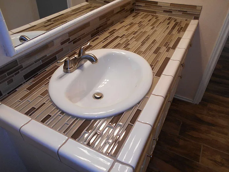 5739 Emory St — Photo 3