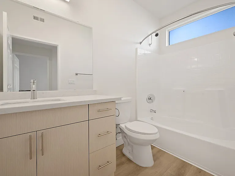 Allure at Scripps Ranch — Photo 25