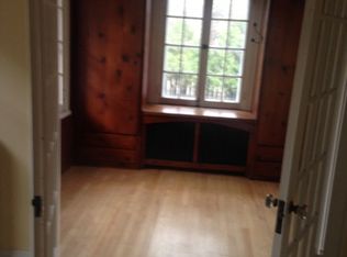 844 E Glen Ave, Milwaukee, WI 53217