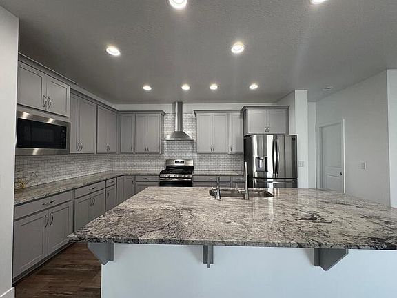 3rd image of 6354 W Upland View Dr