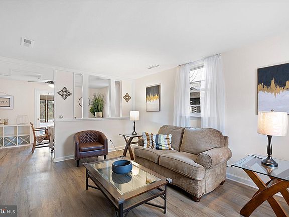 4th image of 612 Ashland Ave