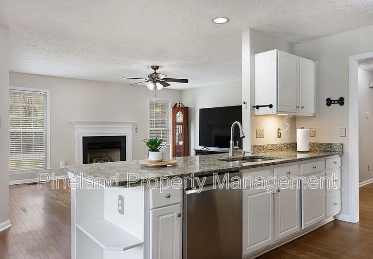 310 Timber Ridge Dr — Photo 11
