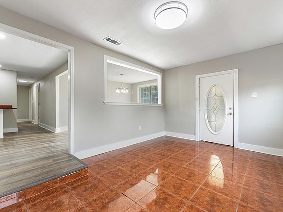 3rd image of 3600 Mosby St
