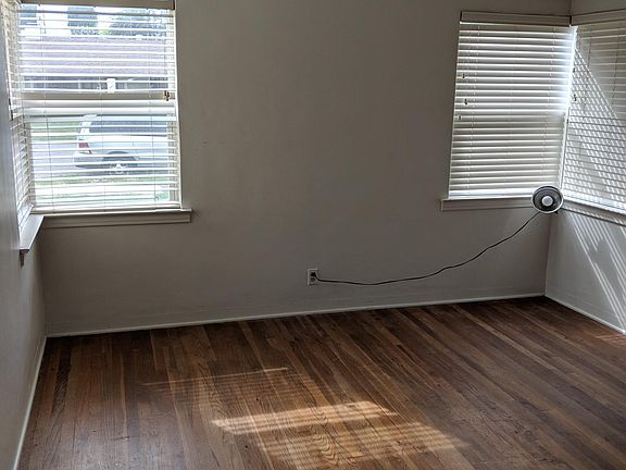 5th image of 2446 N Vagedes Ave