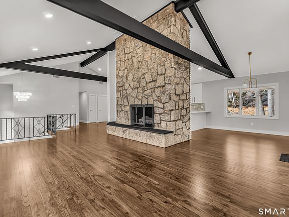 5th image of 73 Buck Hill Road