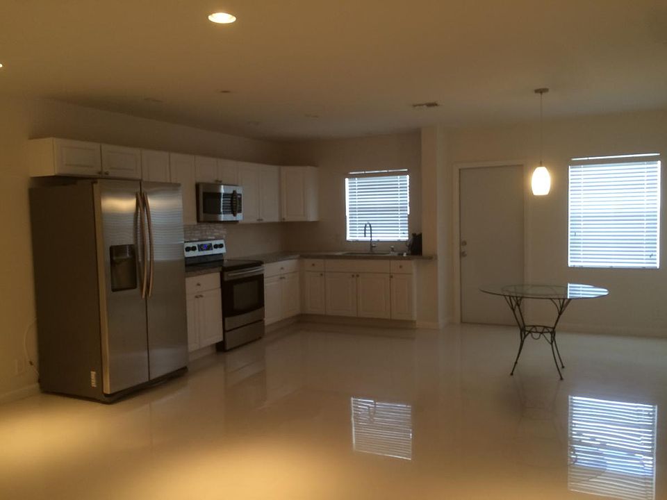1st image of 3711 Van Buren St APT 9