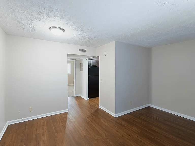 Virginia Terrace — Photo 15
