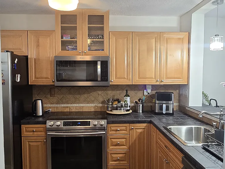 9531 Seagrape Dr #406 — Photo 7