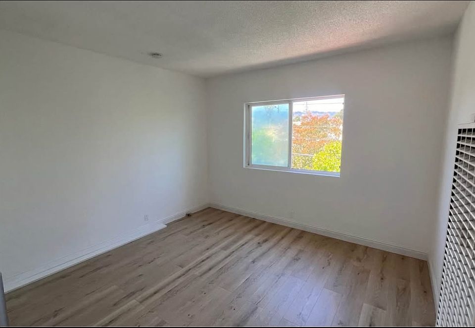 1st image of 5865 Marshall St APT 5