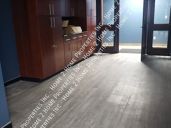 5th image of 1153 Tecumseh Rd W