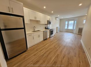 3293 Dundas St W #2, Toronto, ON M6P 2A5