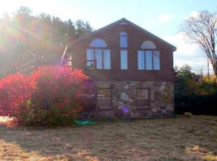 1007 Leesome Ln, Altamont, NY 12009