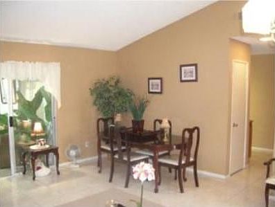 2nd image of 106 Eaton Ct
