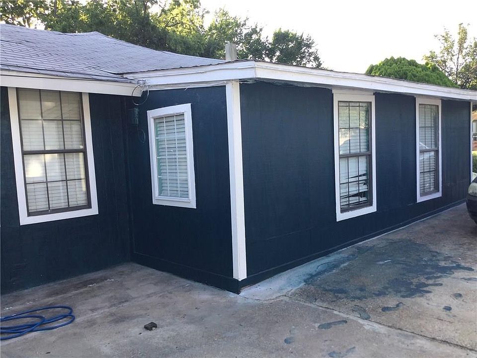 1st image of 3830 Poinsettia Dr