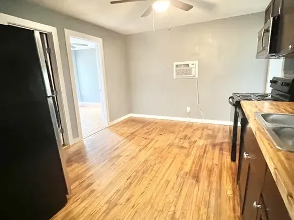 311 Glamis Ave, San Antonio, TX 78223