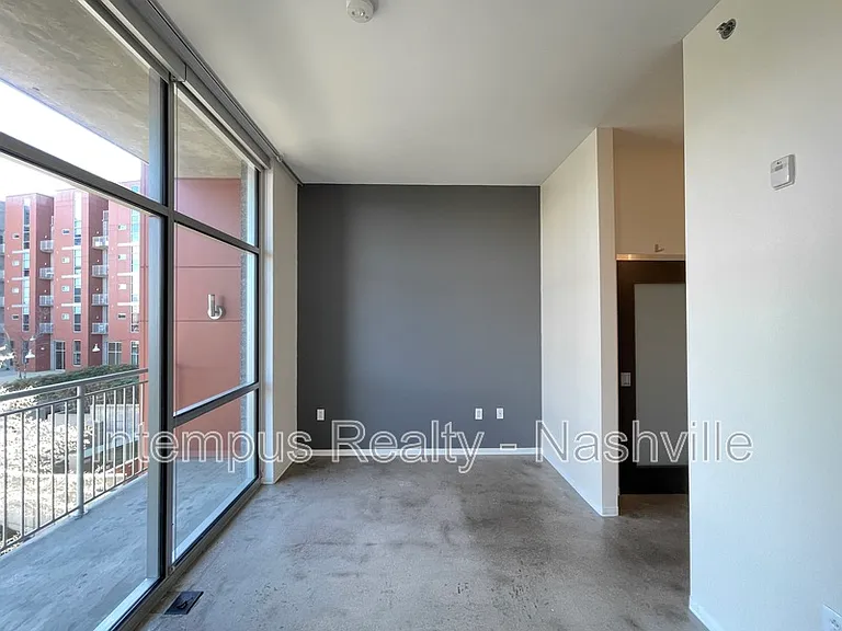2115 Yeaman Pl #201 — Photo 7
