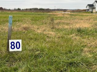 2104 Pleasant Dr, Prescott, WI 54021