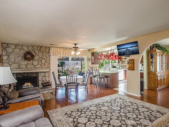 3rd image of 1526 Wyatt Pl